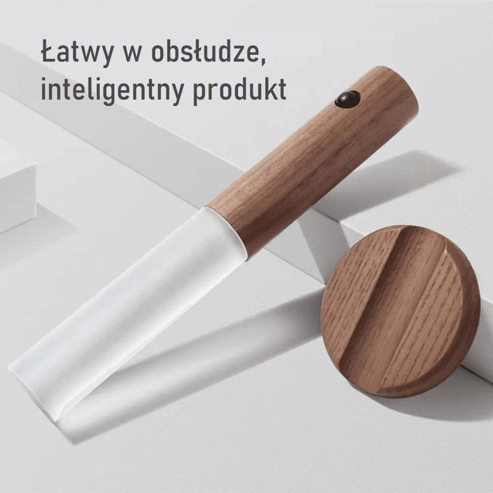Drewniana lampa magnetyczna